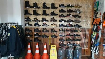 Obuwie robocze, ochronne, specjalistyczne i medyczne